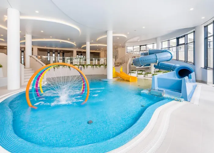 POLANKI AQUA FAMILLY RESORT PREMIUM Baseny